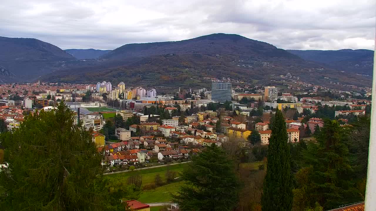 Nova Gorica i Gorica: Prekrasan Pogled iz Franjevačkog Samostana Kostanjevica