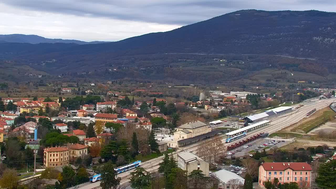 Nova Gorica i Gorica: Prekrasan Pogled iz Franjevačkog Samostana Kostanjevica