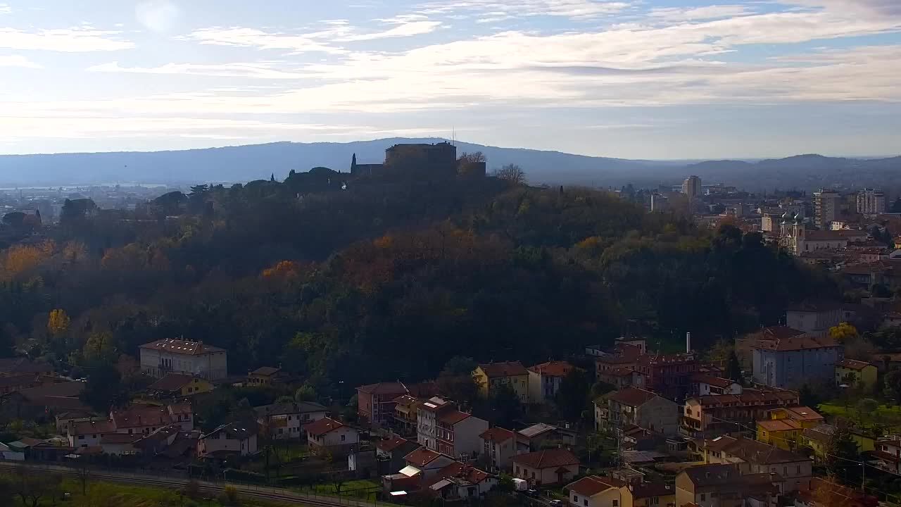 Nova Gorica e Gorizia: Panorama Mozzafiato dal Convento Francescano di Castagnevizza