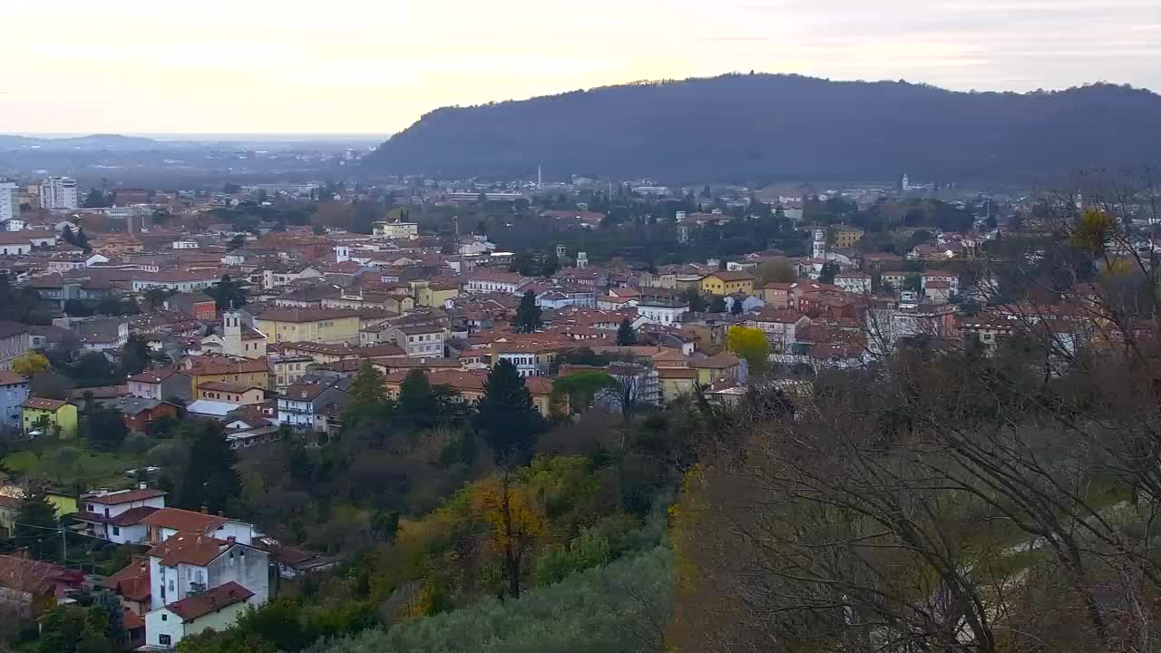 Nova Gorica und Görz: Atemberaubende Aussicht vom Franziskanerkloster Kostanjevica
