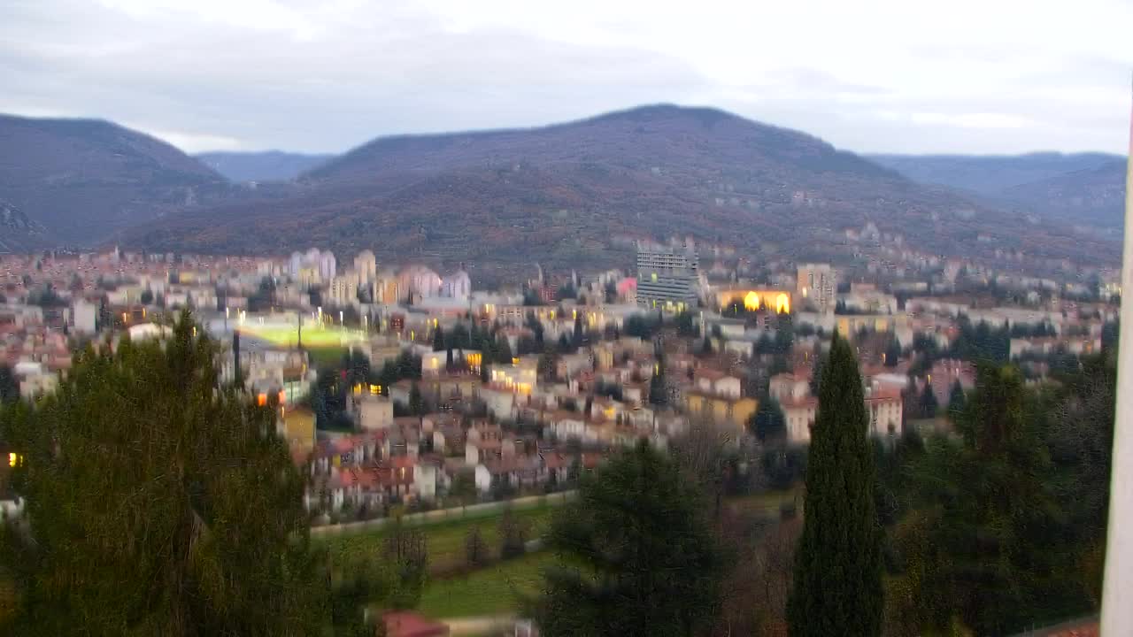 Nova Gorica in Gorica: Čudovit Razgled iz Frančiškanskega Samostana Kostanjevica