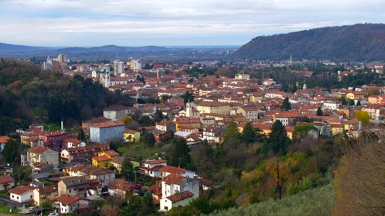 Nova Gorica y Gorizia: Impresionantes Vistas desde el Monasterio Franciscano de Kostanjevica