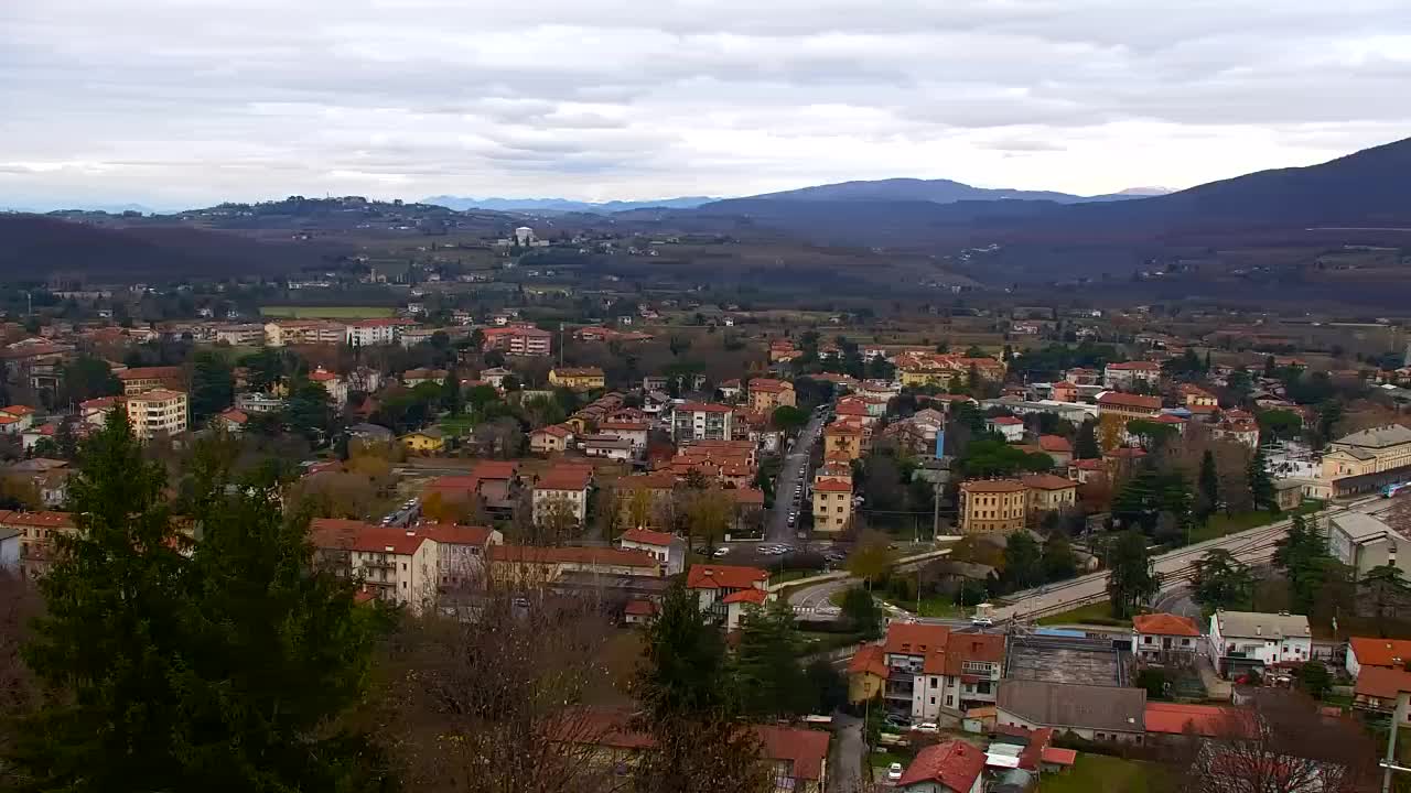 Nova Gorica et Gorizia : Vue Imprenable depuis le Monastère Franciscain de Kostanjevica