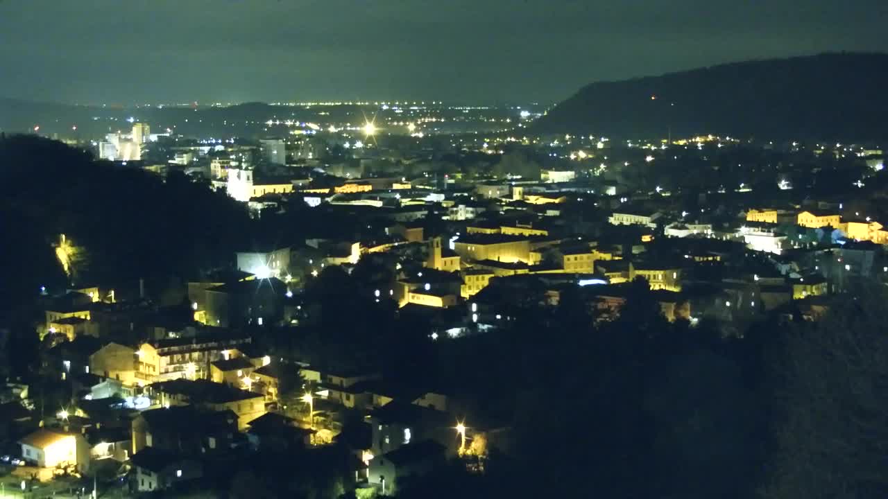 Nova Gorica e Gorizia: Panorama Mozzafiato dal Convento Francescano di Castagnevizza