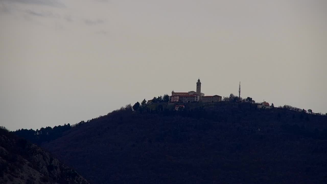 Nova Gorica und Görz: Atemberaubende Aussicht vom Franziskanerkloster Kostanjevica