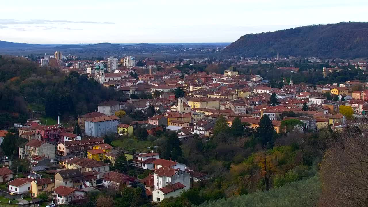 Nova Gorica y Gorizia: Impresionantes Vistas desde el Monasterio Franciscano de Kostanjevica