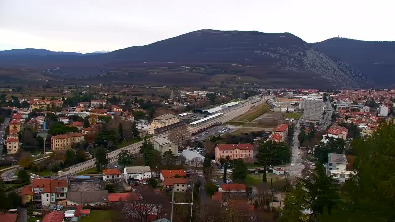 Nova Gorica y Gorizia: Impresionantes Vistas desde el Monasterio Franciscano de Kostanjevica