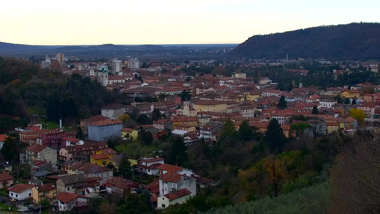Nova Gorica in Gorica: Čudovit Razgled iz Frančiškanskega Samostana Kostanjevica