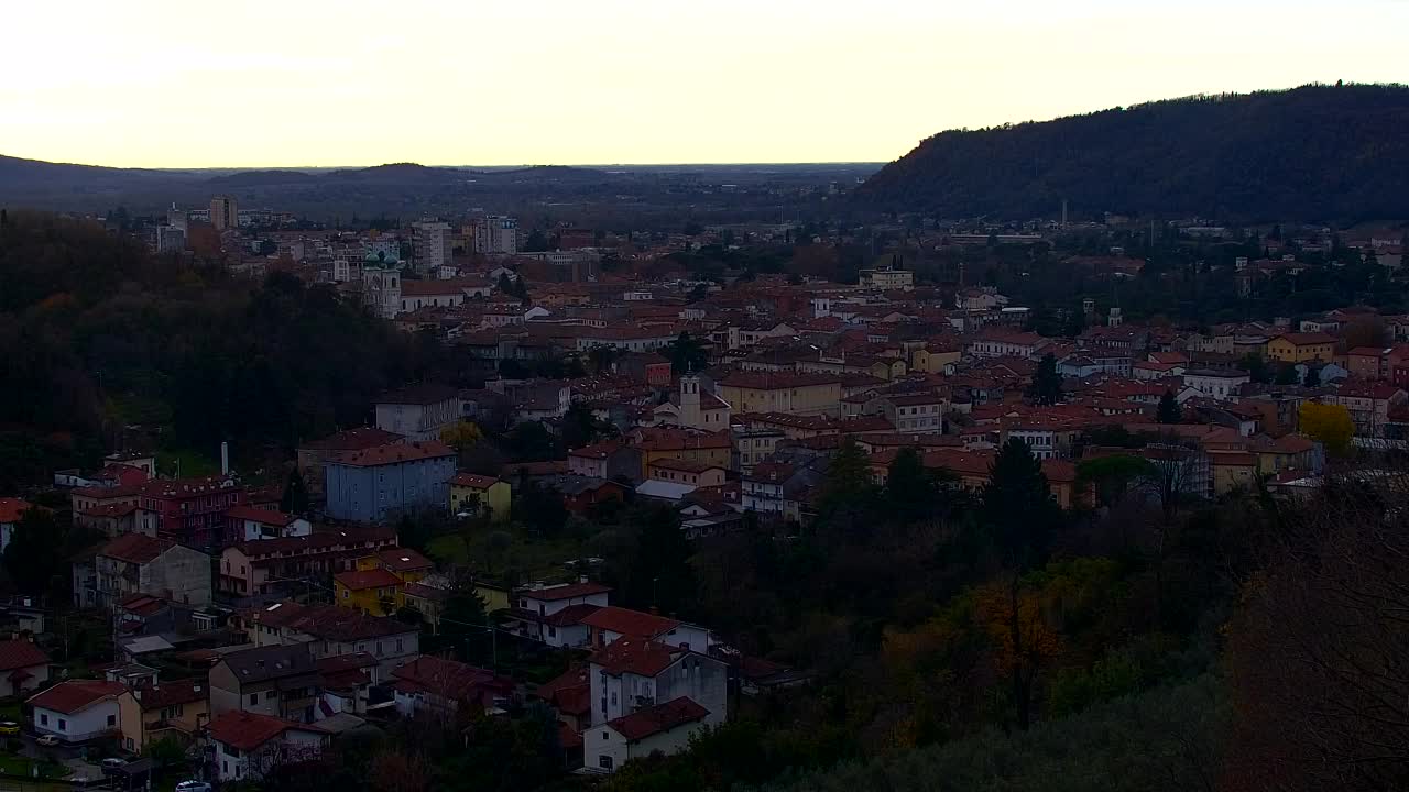 Nova Gorica et Gorizia : Vue Imprenable depuis le Monastère Franciscain de Kostanjevica