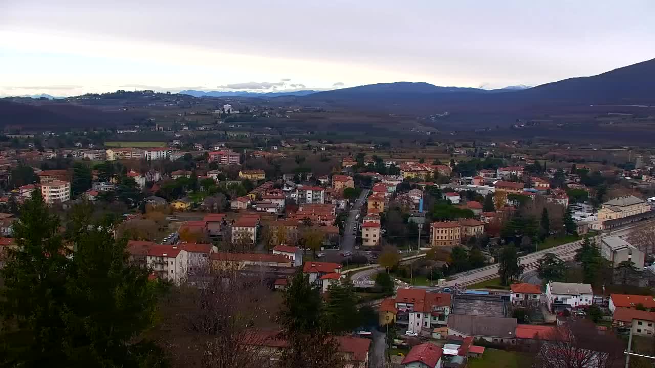 Nova Gorica und Görz: Atemberaubende Aussicht vom Franziskanerkloster Kostanjevica