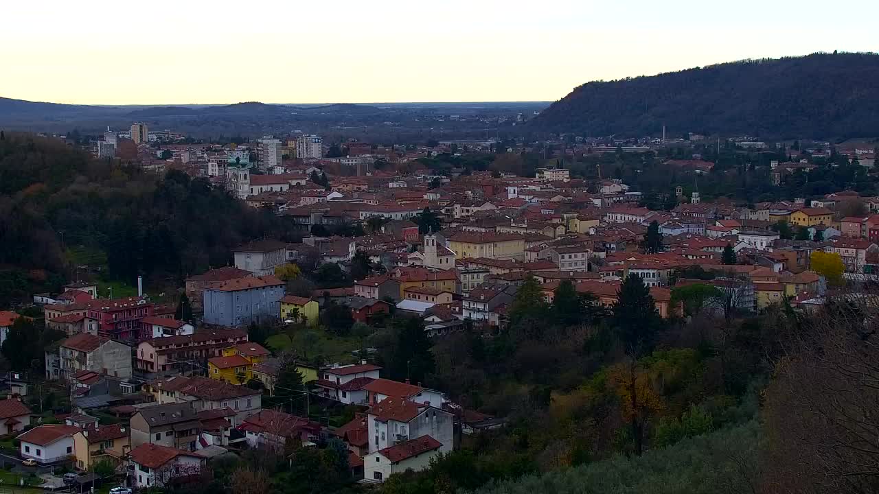 Nova Gorica in Gorica: Čudovit Razgled iz Frančiškanskega Samostana Kostanjevica