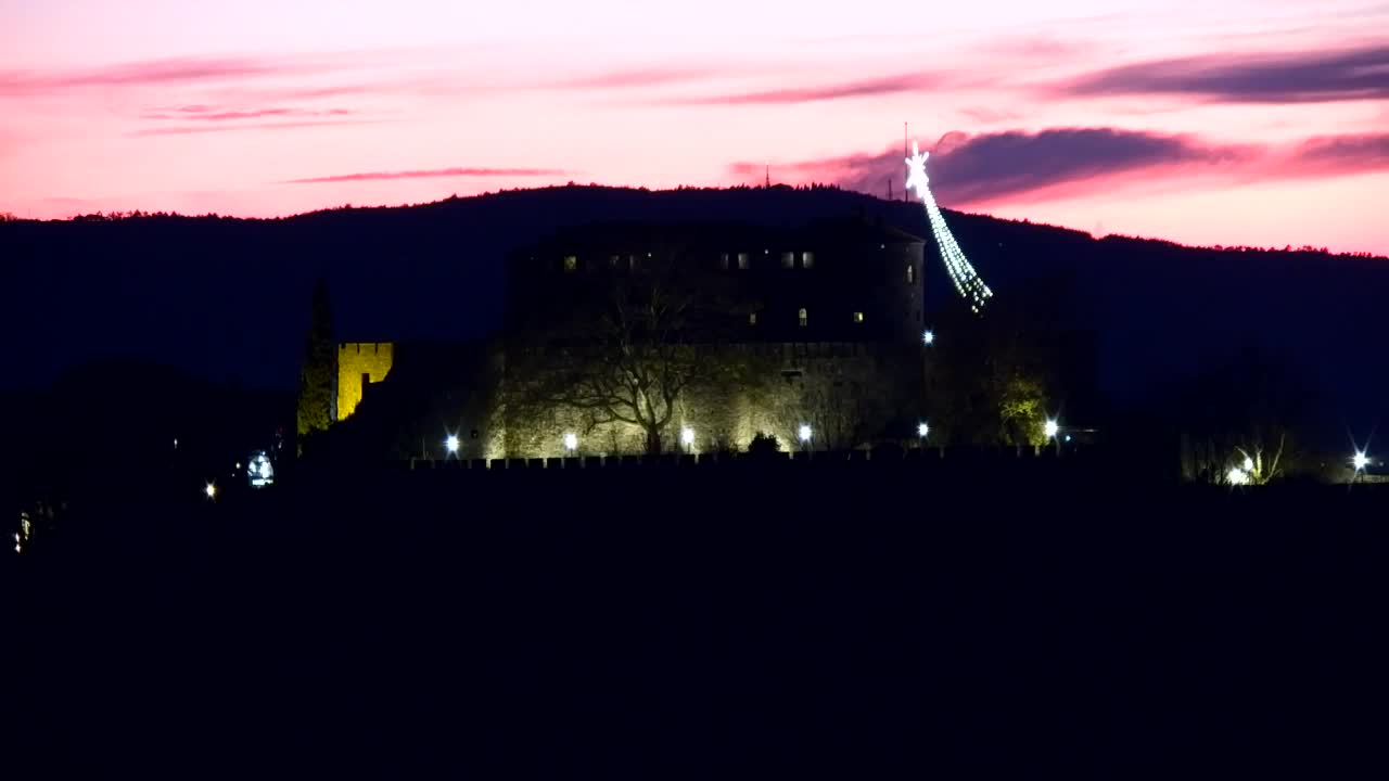 Nova Gorica y Gorizia: Impresionantes Vistas desde el Monasterio Franciscano de Kostanjevica