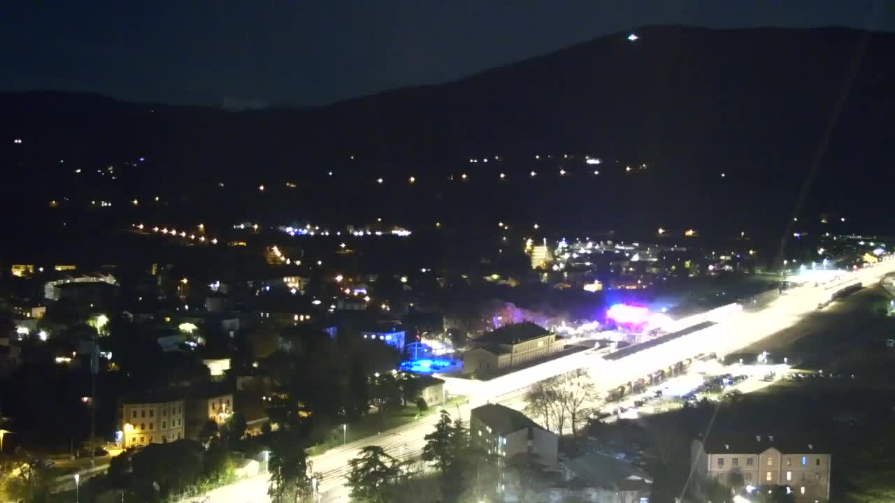 Nova Gorica i Gorica: Prekrasan Pogled iz Franjevačkog Samostana Kostanjevica