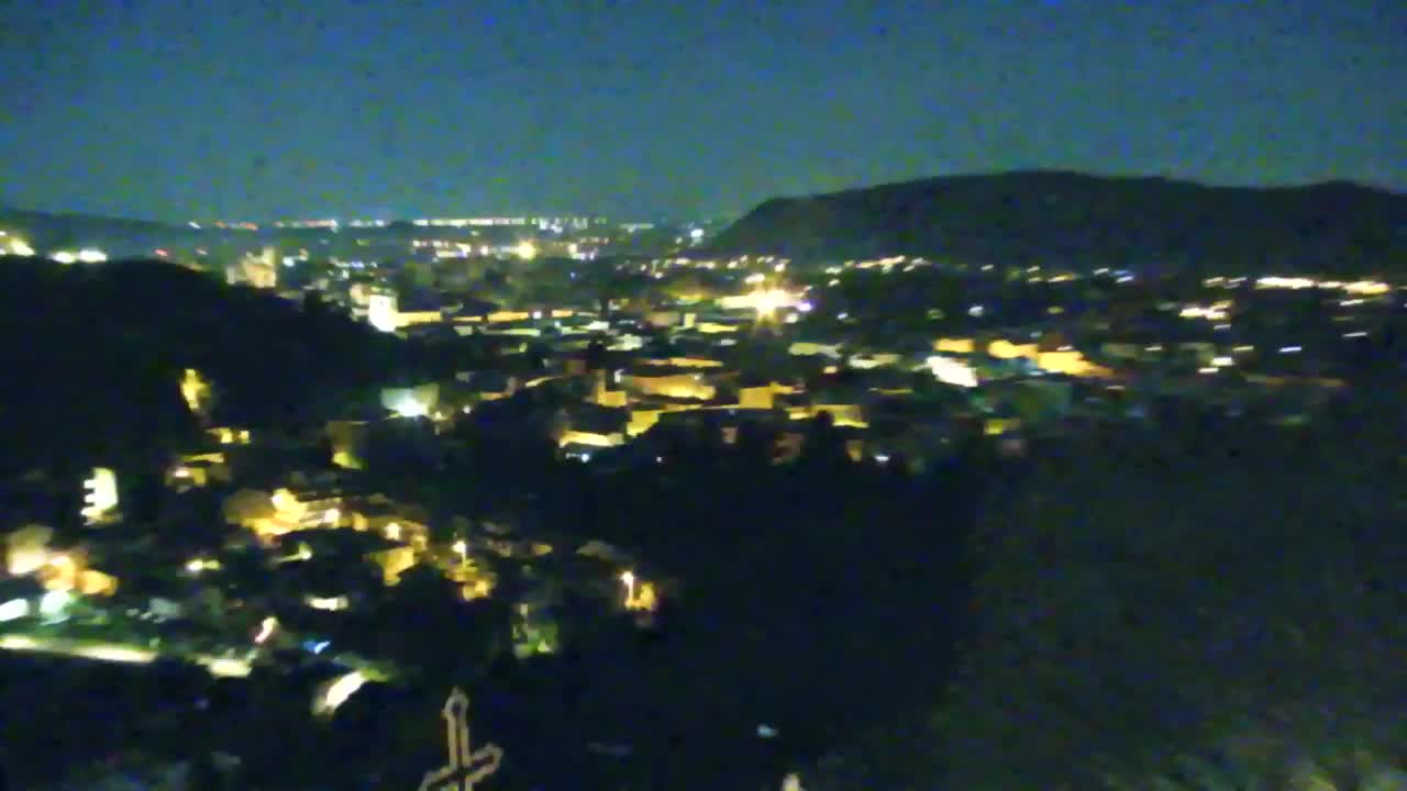 Nova Gorica e Gorizia: Panorama Mozzafiato dal Convento Francescano di Castagnevizza