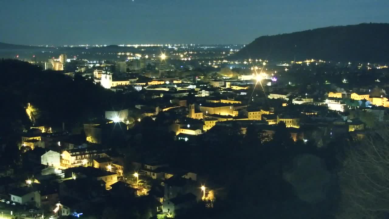 Nova Gorica i Gorica: Prekrasan Pogled iz Franjevačkog Samostana Kostanjevica