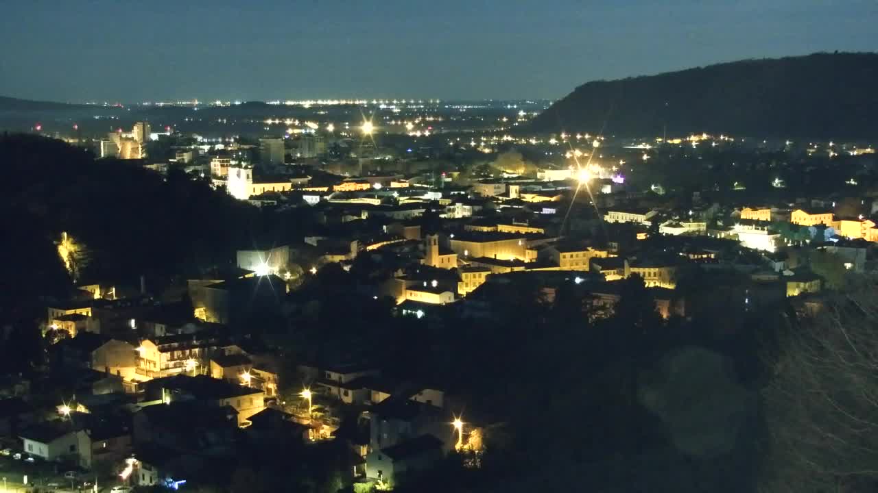 Nova Gorica i Gorica: Prekrasan Pogled iz Franjevačkog Samostana Kostanjevica