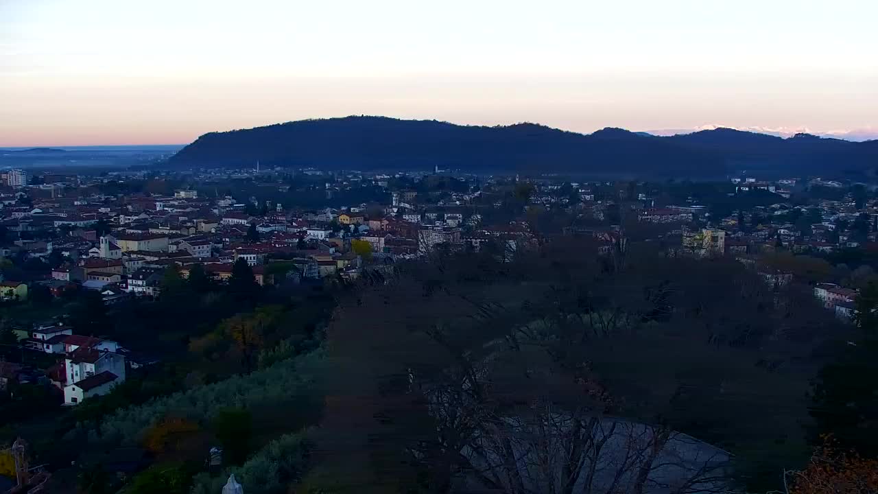 Nova Gorica in Gorica: Čudovit Razgled iz Frančiškanskega Samostana Kostanjevica