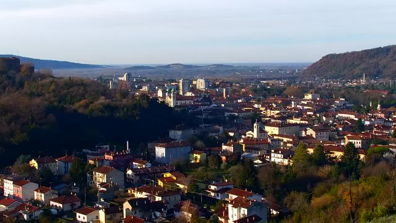 Nova Gorica e Gorizia: Panorama Mozzafiato dal Convento Francescano di Castagnevizza