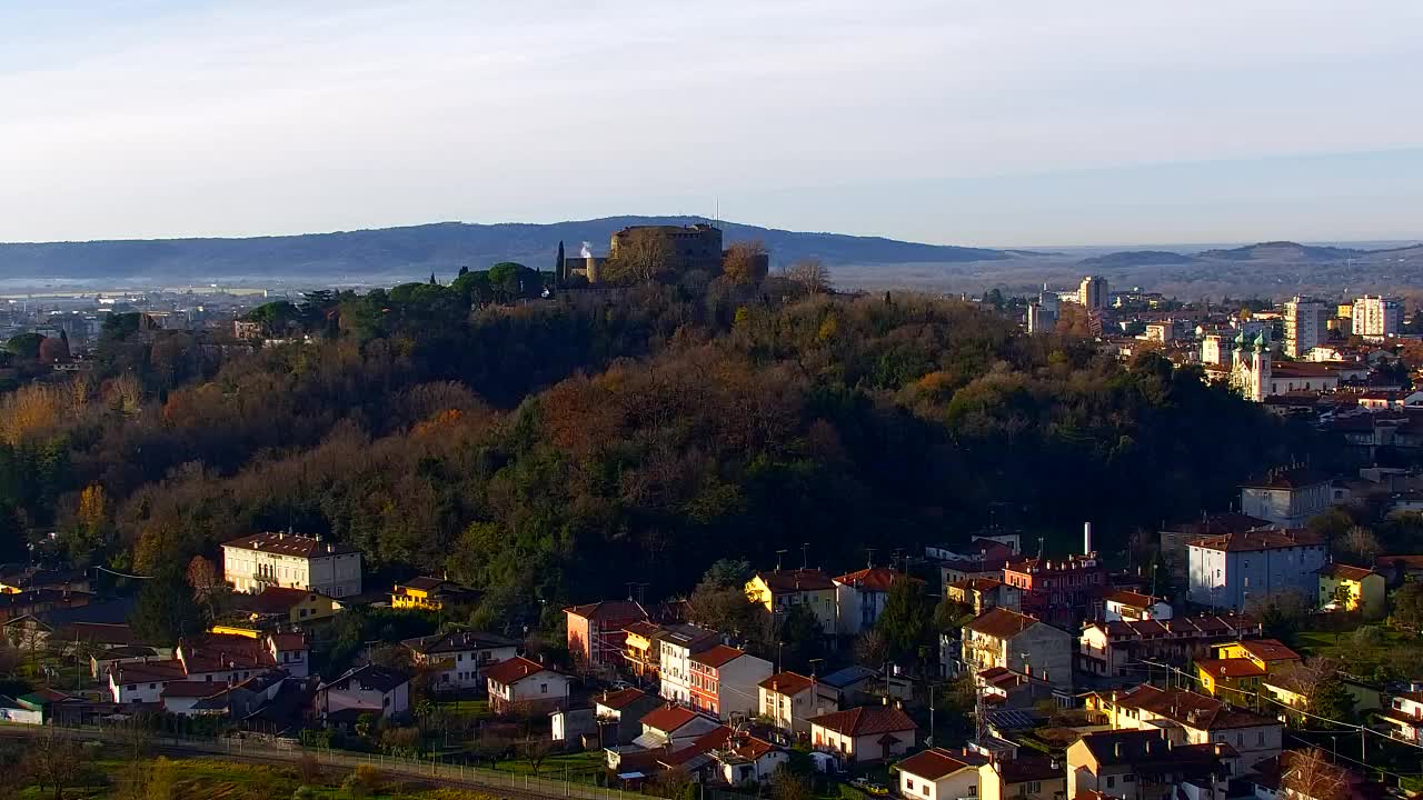Nova Gorica i Gorica: Prekrasan Pogled iz Franjevačkog Samostana Kostanjevica