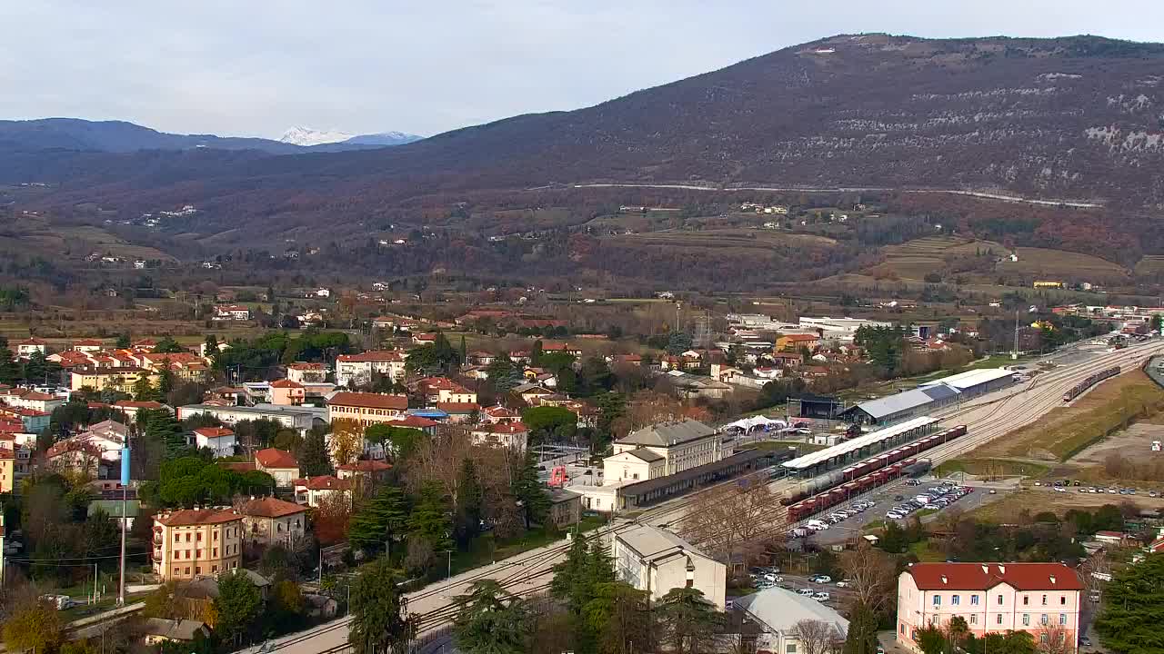 Nova Gorica e Gorizia: Panorama Mozzafiato dal Convento Francescano di Castagnevizza