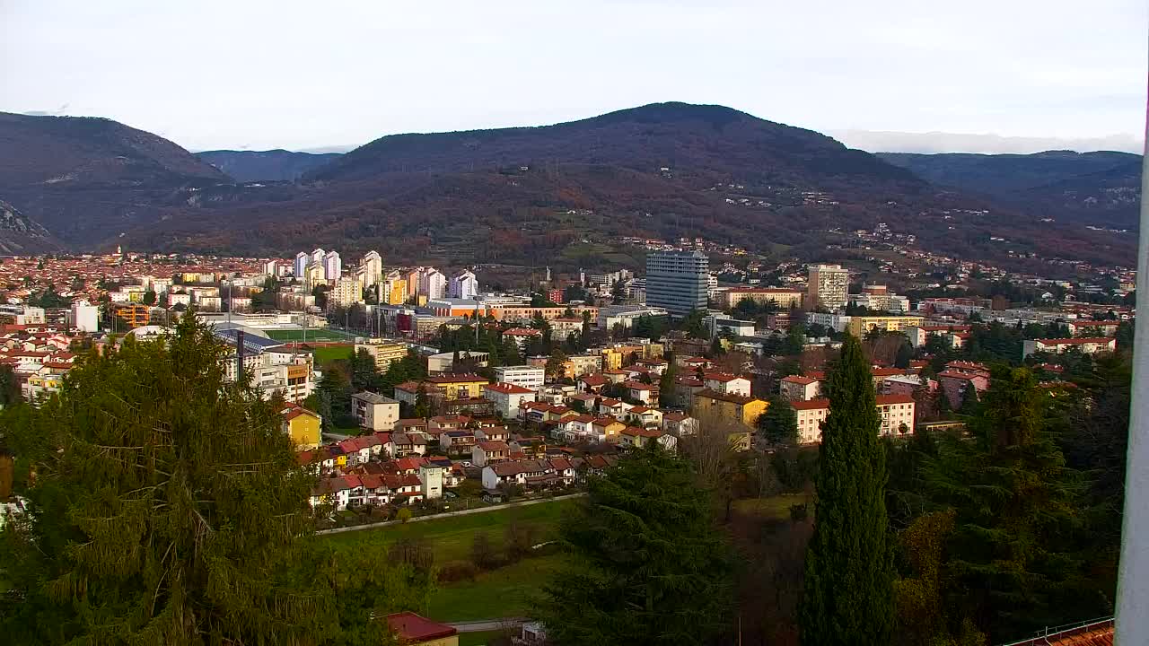 Nova Gorica e Gorizia: Panorama Mozzafiato dal Convento Francescano di Castagnevizza