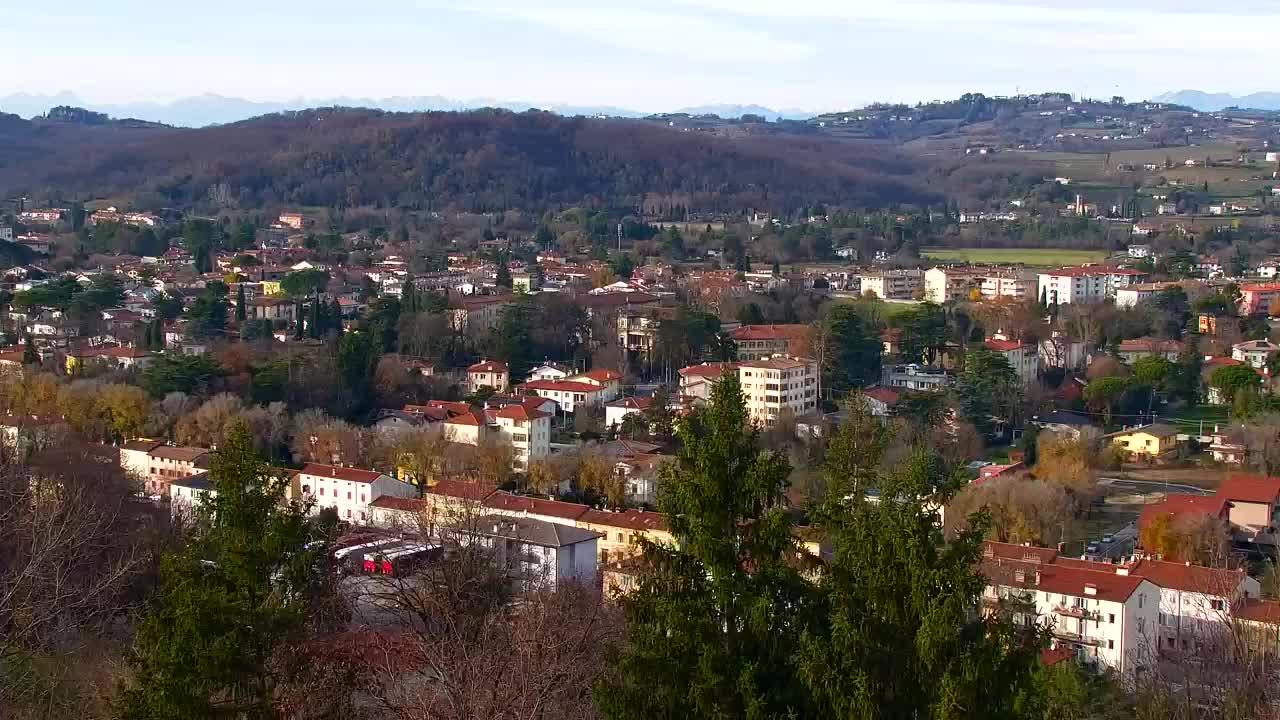 Nova Gorica i Gorica: Prekrasan Pogled iz Franjevačkog Samostana Kostanjevica