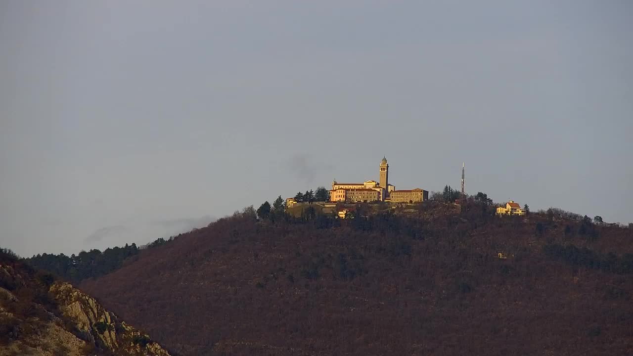 Nova Gorica y Gorizia: Impresionantes Vistas desde el Monasterio Franciscano de Kostanjevica