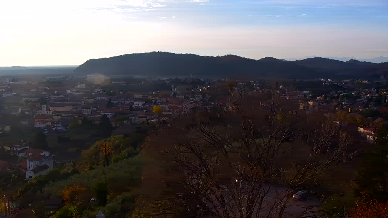 Nova Gorica i Gorica: Prekrasan Pogled iz Franjevačkog Samostana Kostanjevica