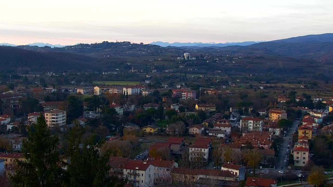 Nova Gorica und Görz: Atemberaubende Aussicht vom Franziskanerkloster Kostanjevica