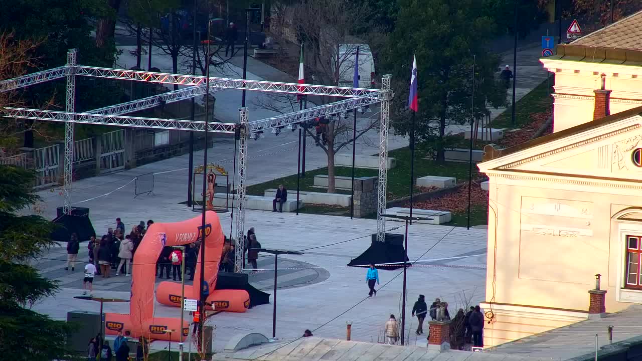 Nova Gorica in Gorica: Čudovit Razgled iz Frančiškanskega Samostana Kostanjevica