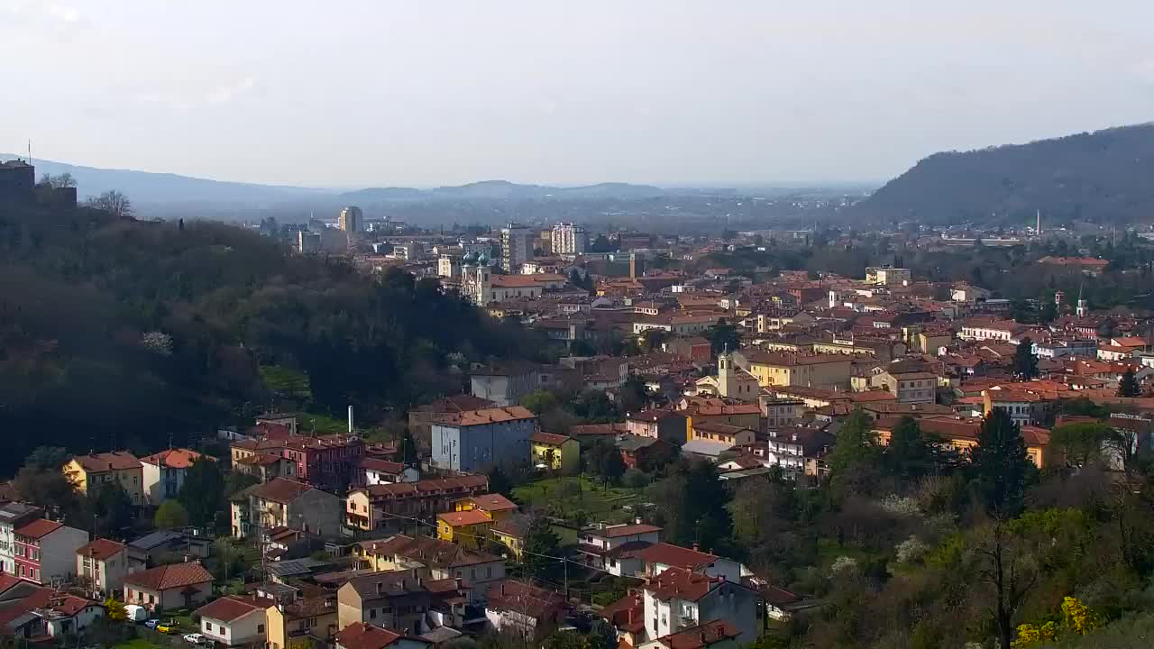 Nova Gorica y Gorizia: Impresionantes Vistas desde el Monasterio Franciscano de Kostanjevica