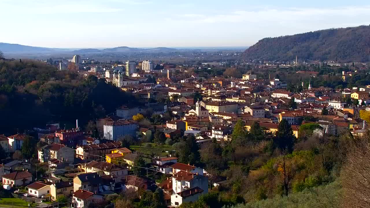 Nova Gorica e Gorizia: Panorama Mozzafiato dal Convento Francescano di Castagnevizza
