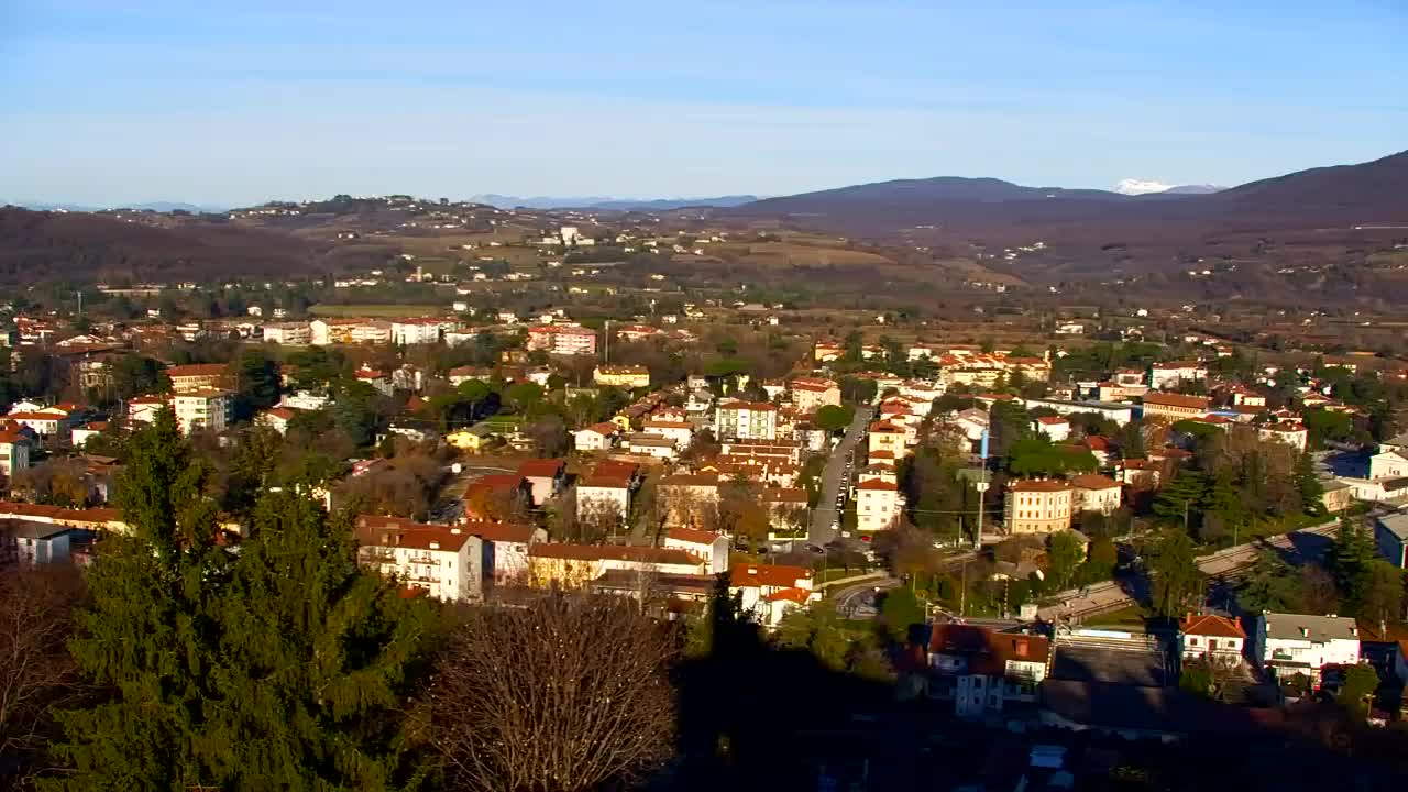 Nova Gorica y Gorizia: Impresionantes Vistas desde el Monasterio Franciscano de Kostanjevica