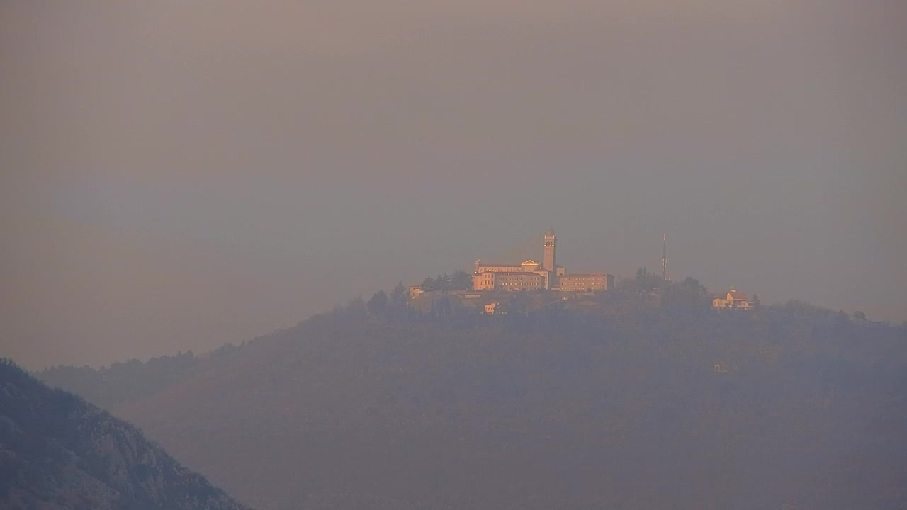 Nova Gorica y Gorizia: Impresionantes Vistas desde el Monasterio Franciscano de Kostanjevica