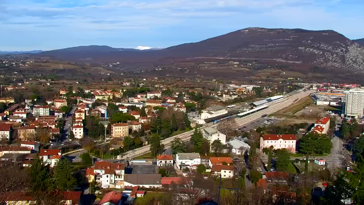 Nova Gorica e Gorizia: Panorama Mozzafiato dal Convento Francescano di Castagnevizza