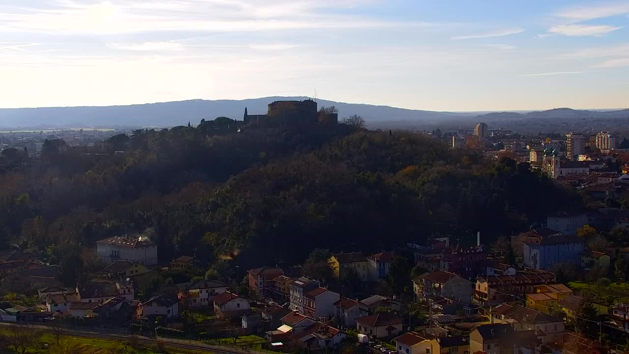 Nova Gorica i Gorica: Prekrasan Pogled iz Franjevačkog Samostana Kostanjevica