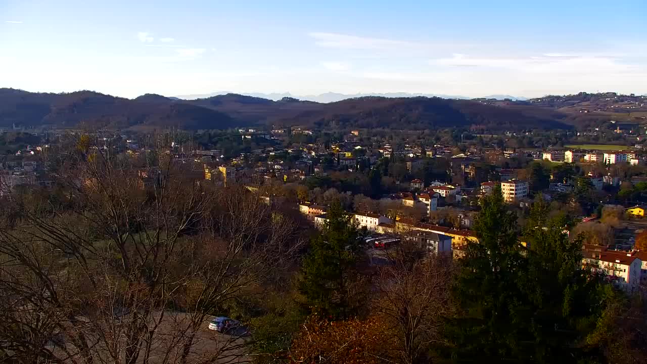 Nova Gorica e Gorizia: Panorama Mozzafiato dal Convento Francescano di Castagnevizza