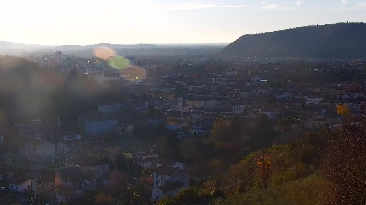 Nova Gorica e Gorizia: Panorama Mozzafiato dal Convento Francescano di Castagnevizza