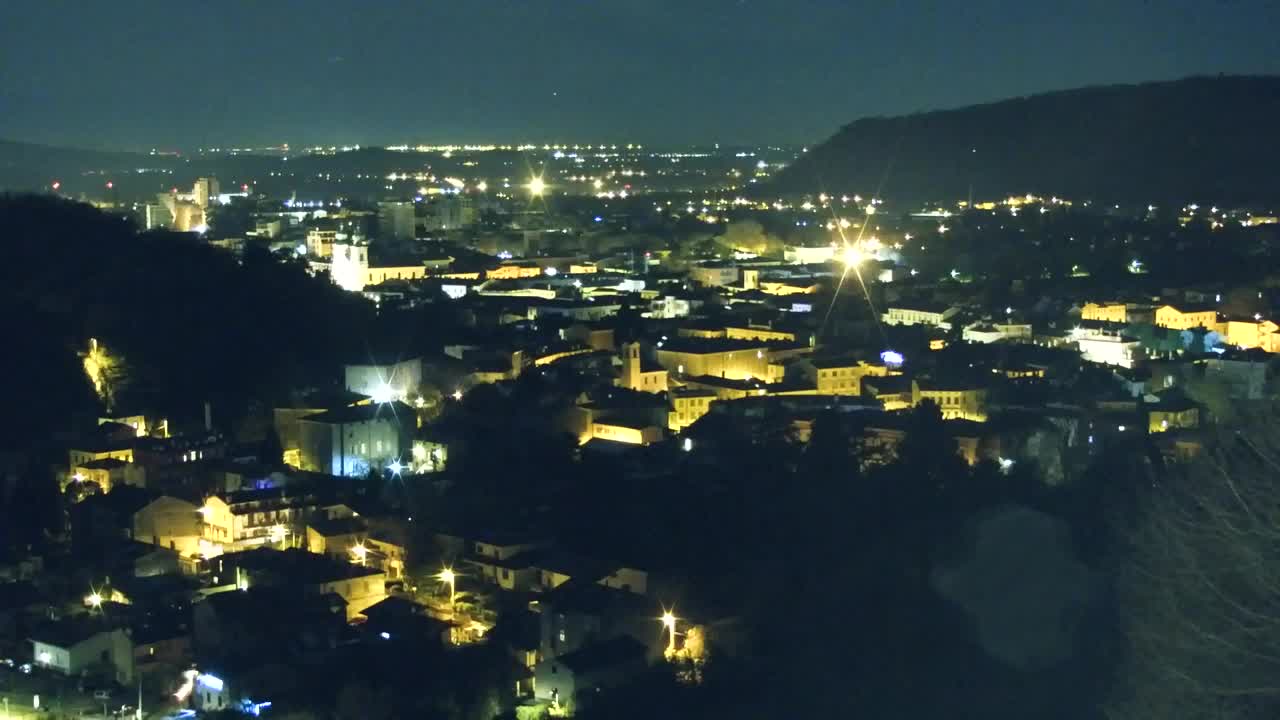 Nova Gorica e Gorizia: Panorama Mozzafiato dal Convento Francescano di Castagnevizza