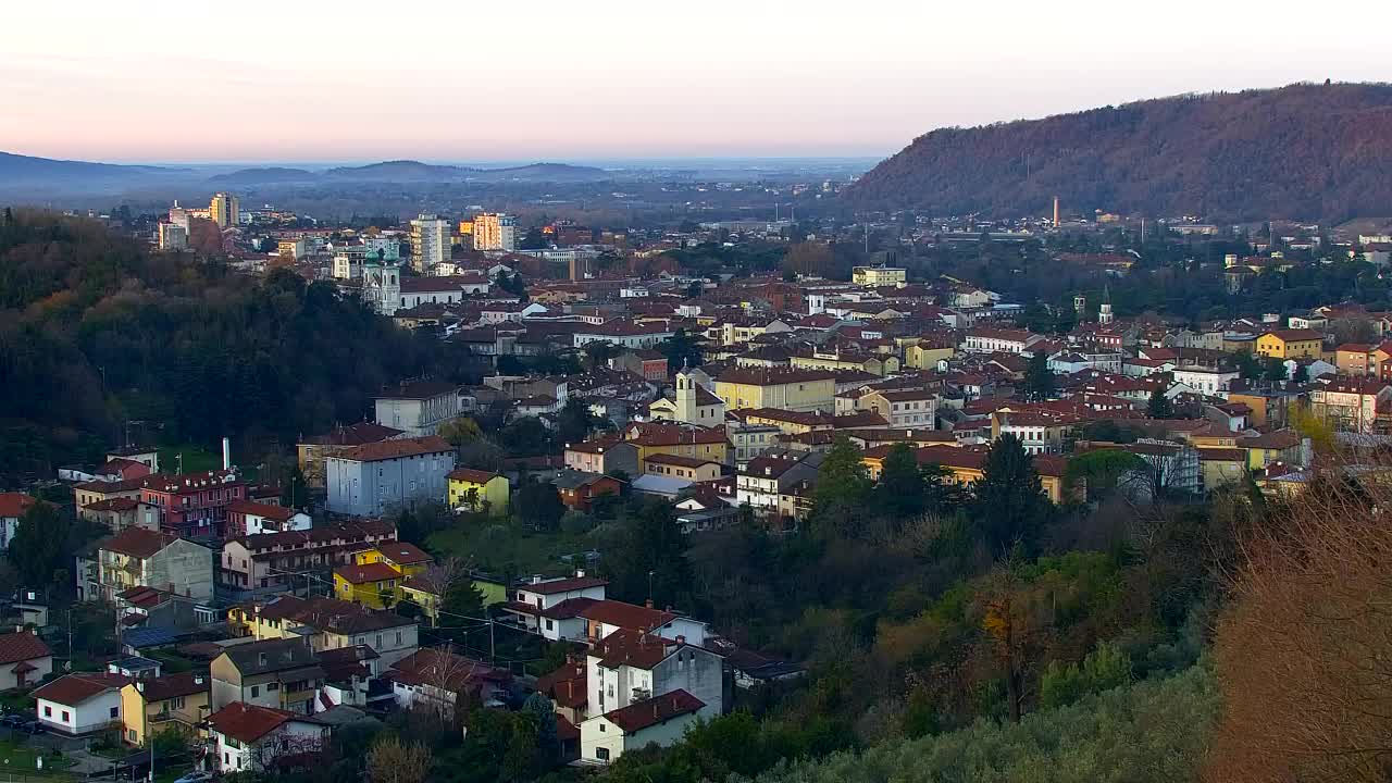Nova Gorica et Gorizia : Vue Imprenable depuis le Monastère Franciscain de Kostanjevica