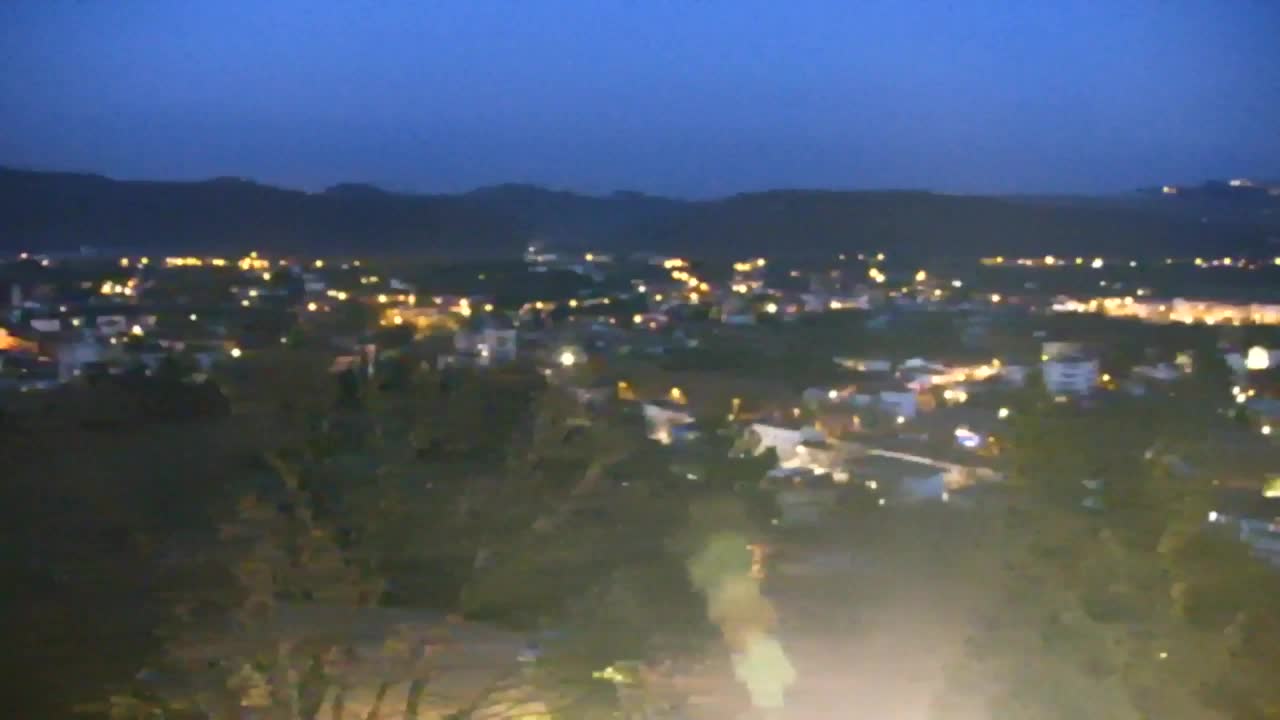 Nova Gorica e Gorizia: Panorama Mozzafiato dal Convento Francescano di Castagnevizza