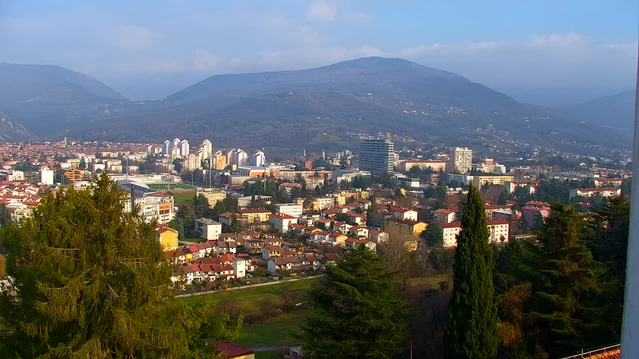 Nova Gorica i Gorica: Prekrasan Pogled iz Franjevačkog Samostana Kostanjevica