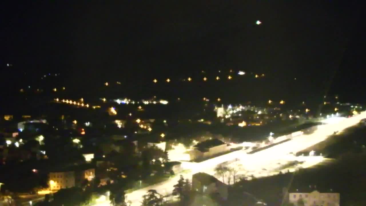 Nova Gorica e Gorizia: Panorama Mozzafiato dal Convento Francescano di Castagnevizza