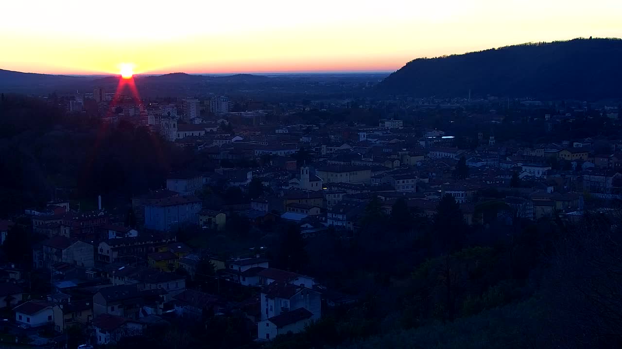 Nova Gorica in Gorica: Čudovit Razgled iz Frančiškanskega Samostana Kostanjevica