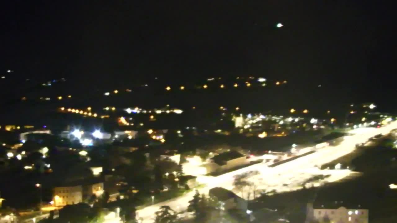 Nova Gorica e Gorizia: Panorama Mozzafiato dal Convento Francescano di Castagnevizza