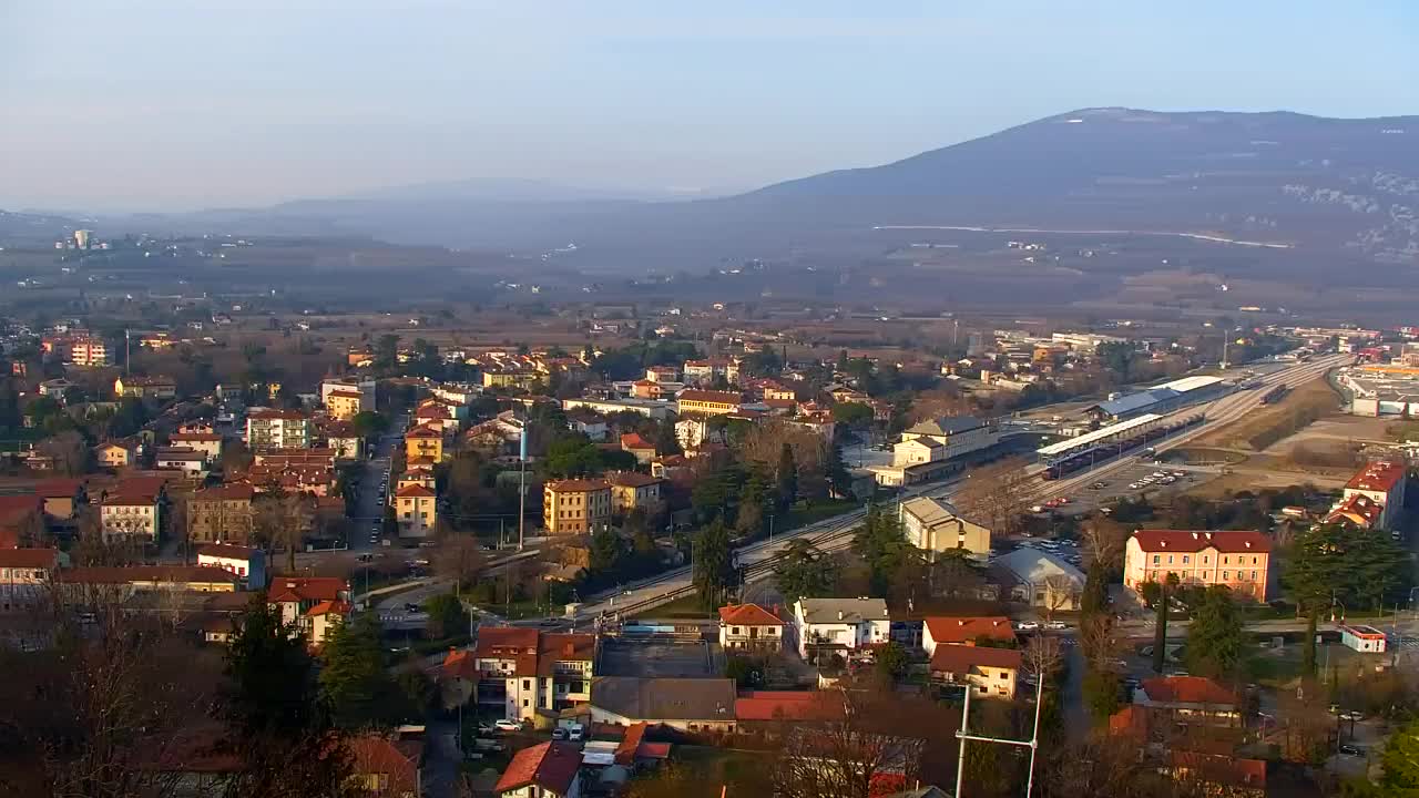 Nova Gorica e Gorizia: Panorama Mozzafiato dal Convento Francescano di Castagnevizza