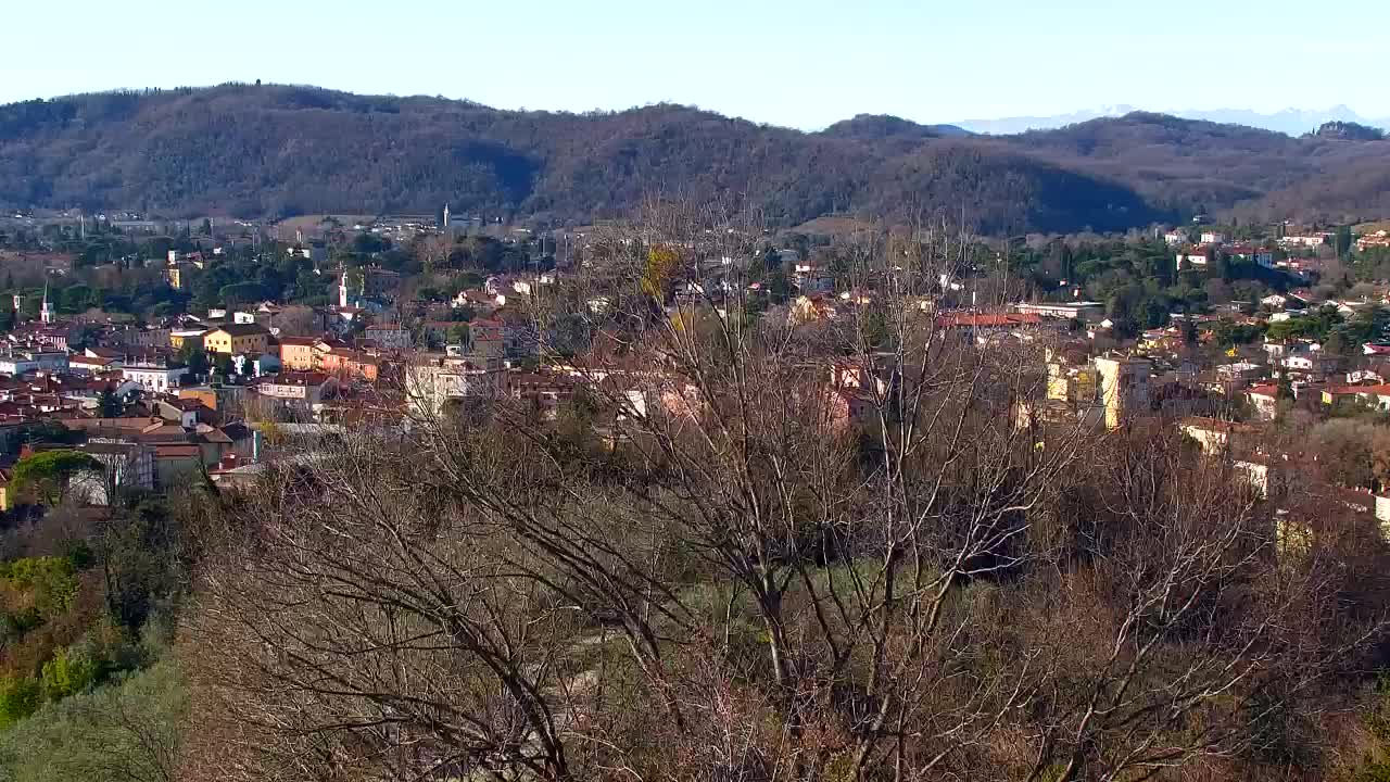 Nova Gorica e Gorizia: Panorama Mozzafiato dal Convento Francescano di Castagnevizza