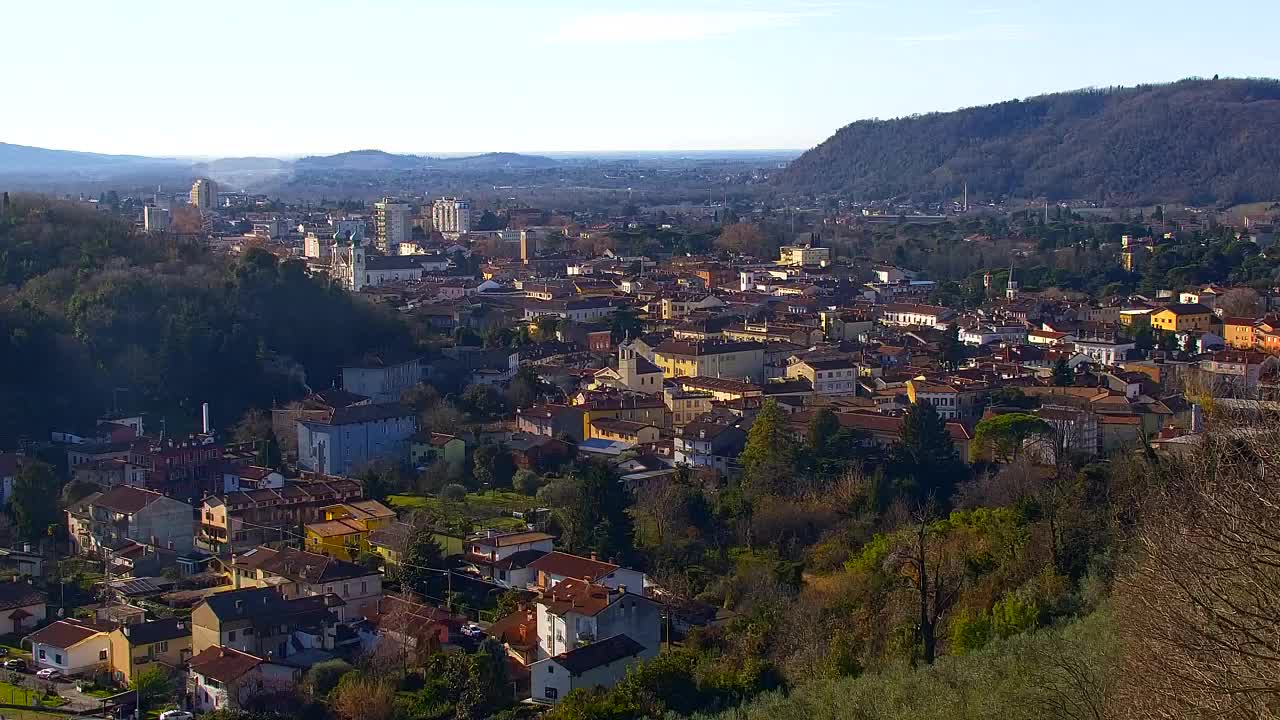 Nova Gorica y Gorizia: Impresionantes Vistas desde el Monasterio Franciscano de Kostanjevica