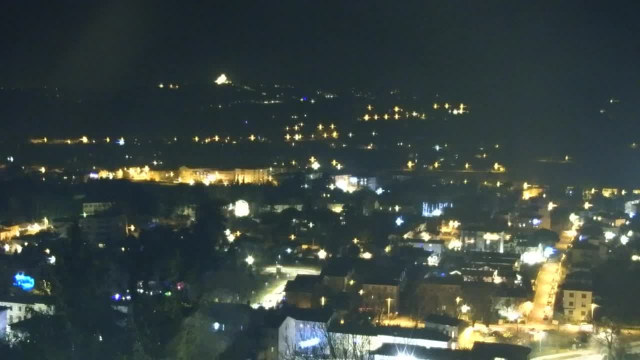 Nova Gorica e Gorizia: Panorama Mozzafiato dal Convento Francescano di Castagnevizza