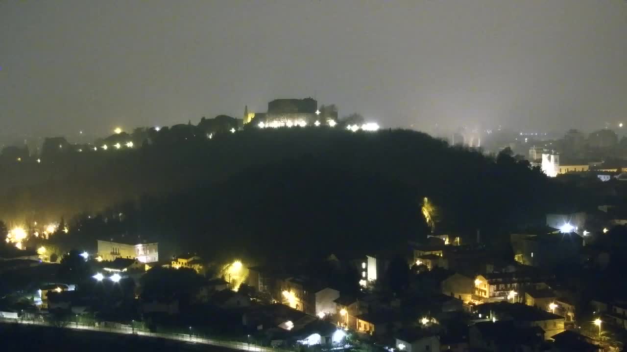Nova Gorica e Gorizia: Panorama Mozzafiato dal Convento Francescano di Castagnevizza